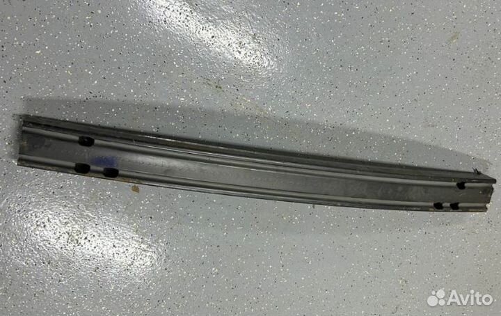 Балка заднего бампера chrysler 300 II 300C 11