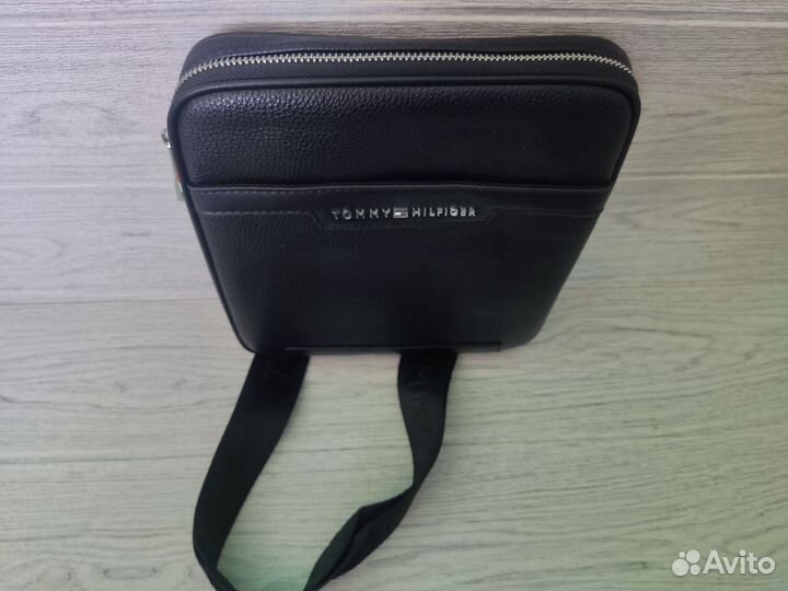 Мужская сумка через плечо Tommy Hilfiger