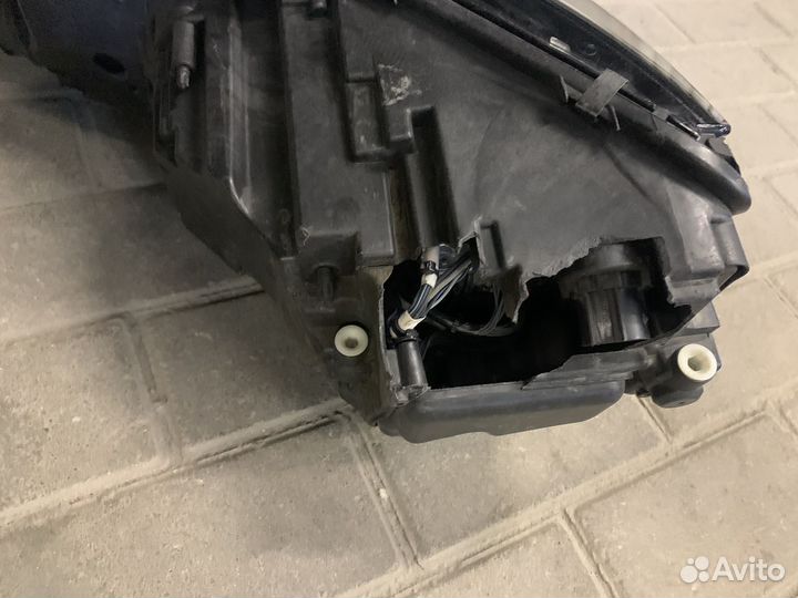 Фара правая audi a4 с дефектом 8w0941034d