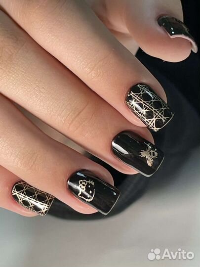 Маникюр, педикюр, наращивание ногтей