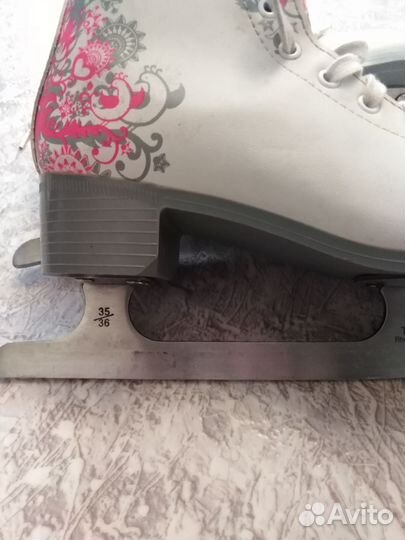 Коньки фигурные 35-36 размер