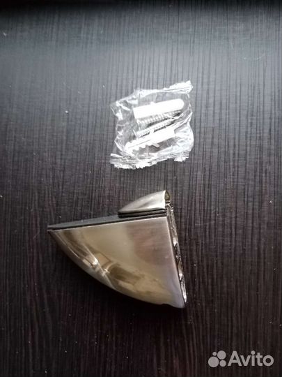 Полкодержатель caiman (пеликан)