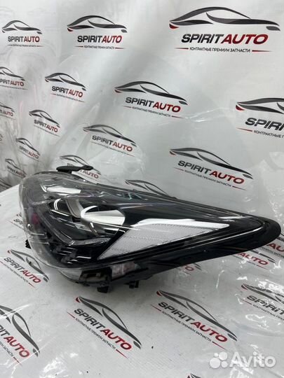 Фара передняя левая Kia Stinger 1 2017-2023