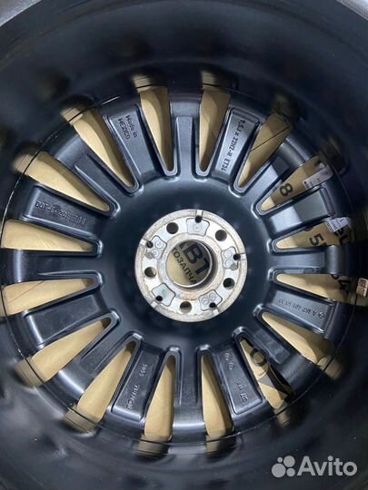 Nokian Tyres Hakkapeliitta R SUV 285/45 R22