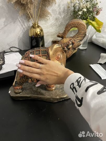 Статуэтка слон