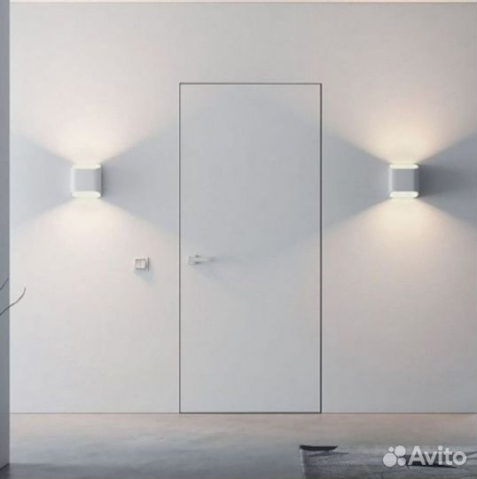 Межкомнатная скрытая дверь под отделку