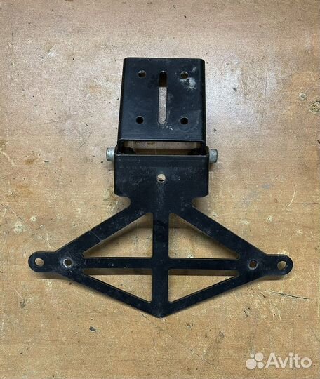 Крепление для номера мотоцикла