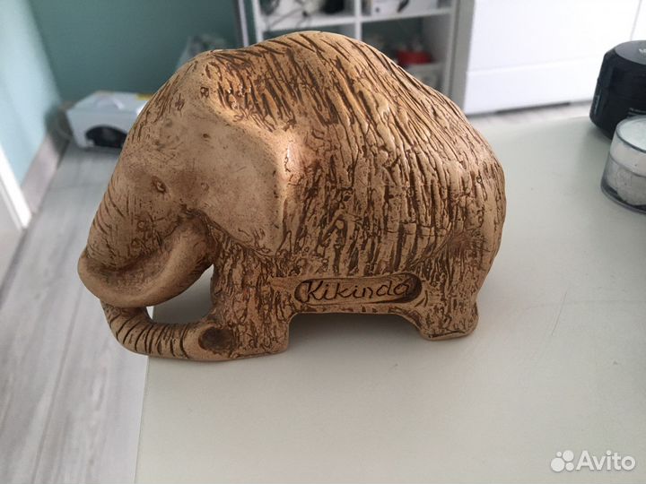 Статуэтка слон