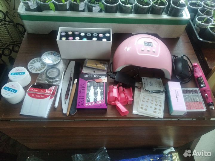 Маникюрный набор для наращивания ногтей