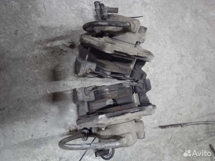 Суппорт передний Mercedes w210 e мерседес 210