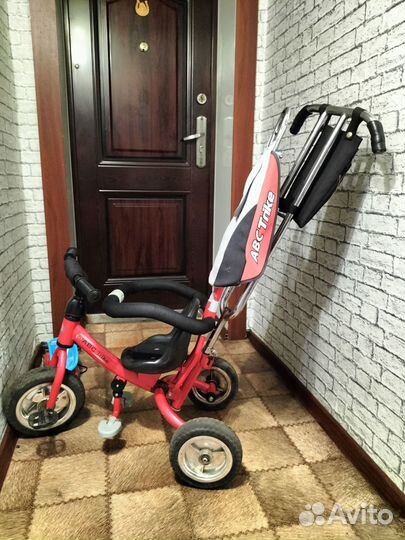 Детский велосипед с родительской ручкой