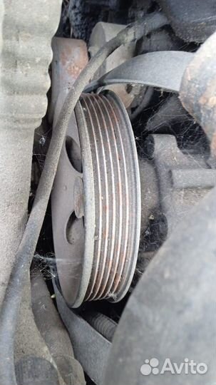 Опель Вектра Б Насос гура 90576809