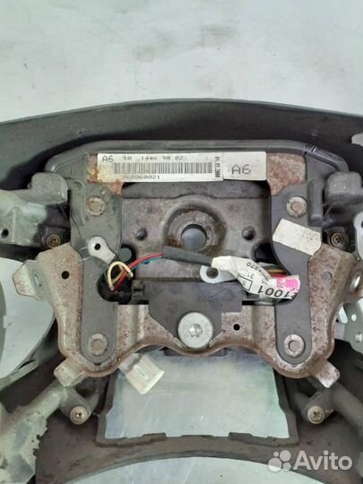 Руль Nissan Almera N16 2002 968060021