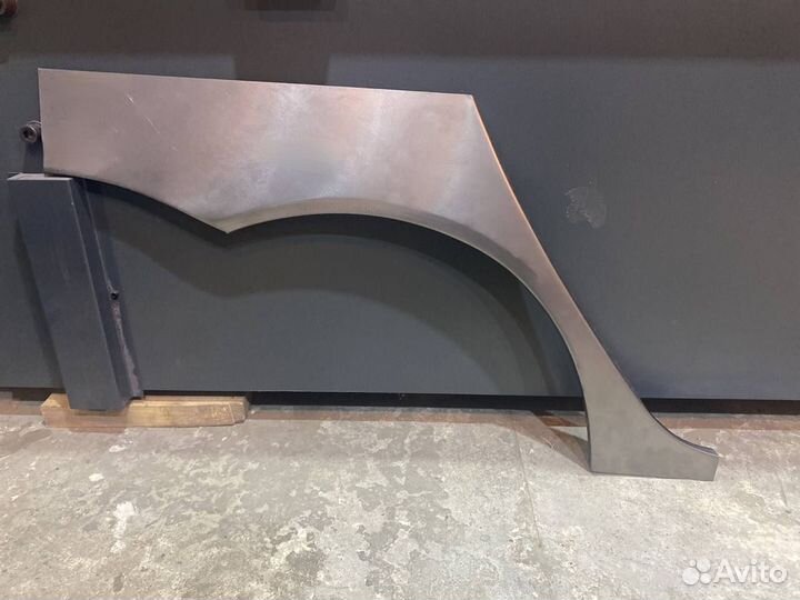 Задняя арка Toyota Land Cruiser 200