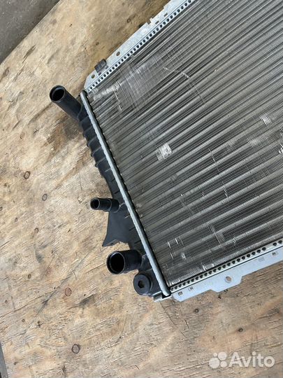 Радиатор охлаждения Audi 100 c4 45 кузов A6 c4