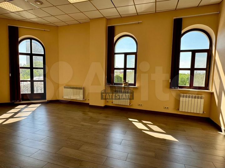 Офис 82,7 кв.м.+ парковочное место