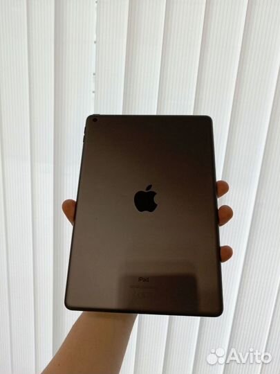 iPad 8 10.2 (2021)