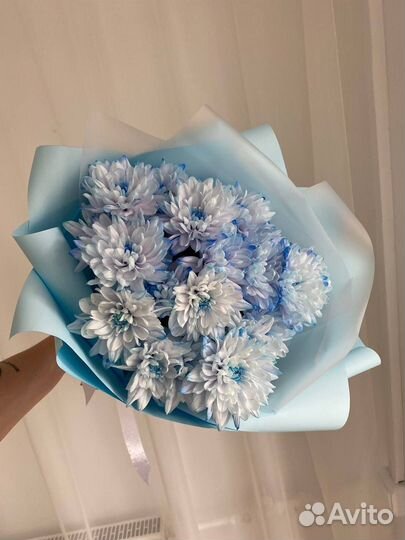 Нежный букет из хризантемы