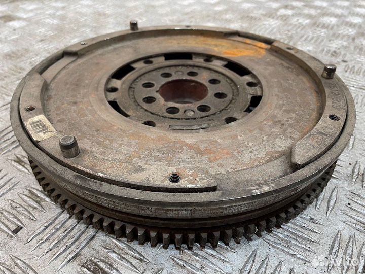 Маховик, BMW 5 E39 2002