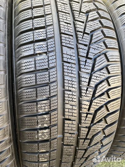 Hankook Winter I'Cept Evo2 W320A SUV 245/55 R19