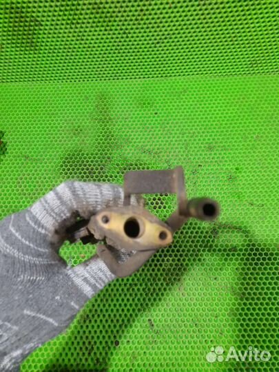 Топливная рампа Nissan Almera N15 Ниссан Альмера