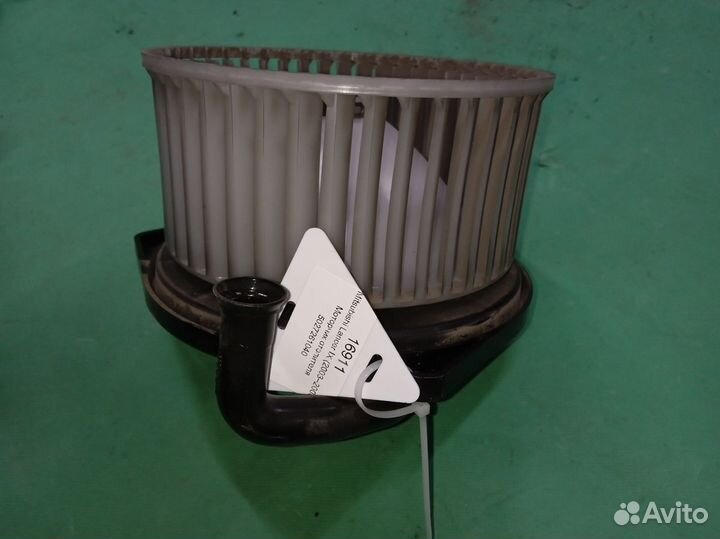 Mitsubishi Lancer IX моторчик отопителя