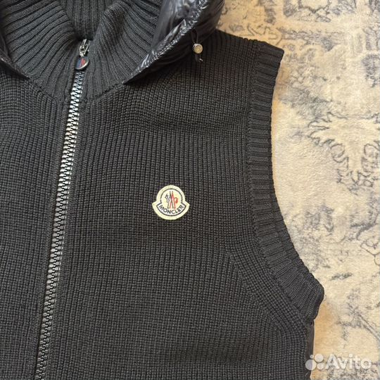Жилетка Moncler