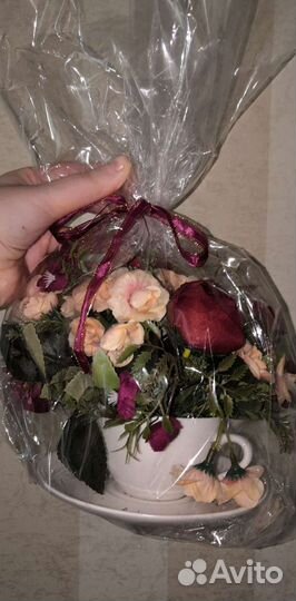 Декор прекрасный подарок чашка с блюдце и букет