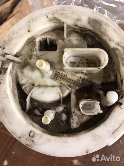 Модуль подачи топлива бензонасос Audi A4 A5 Q5