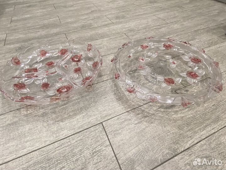 Большая менажника на 3 секции и тортовница