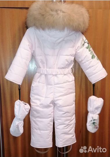 Зимний комбинезон для девочки