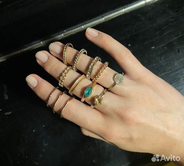 Женская бижутерия