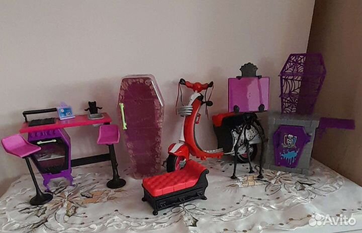Дом, Школа,Мебель,Машина Монстер хай, Monster High