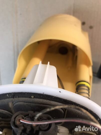 Датчик уровня топлива Renault Duster 1.5DCI