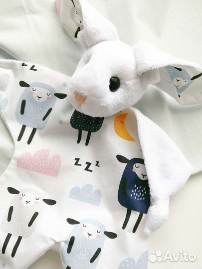 Игрушка комфортер заяц