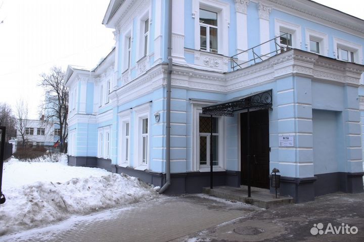 Маникюр/педикюр, косметик, парикмахер, массажист