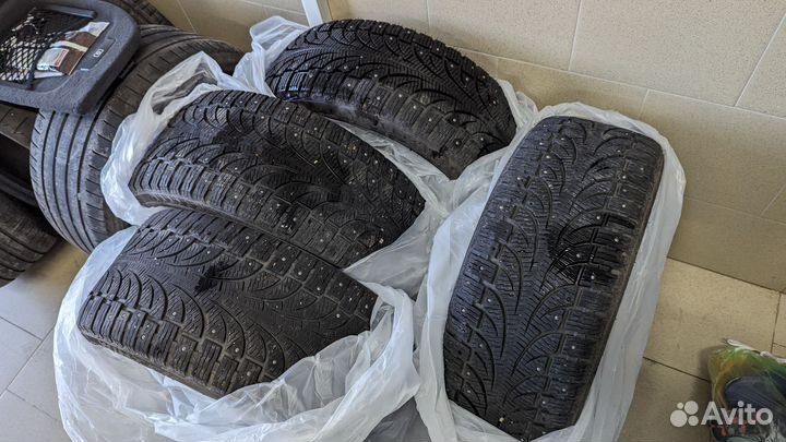 Pirelli Winter Carving Edge 245/40 R20 и 275/35 R20