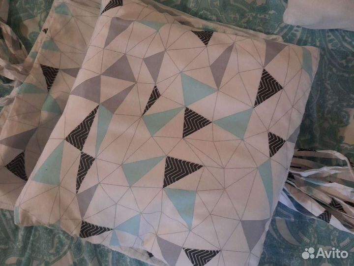 Бортики в детскую кроватку