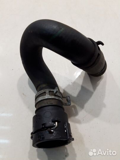 Патрубок системы охлаждения