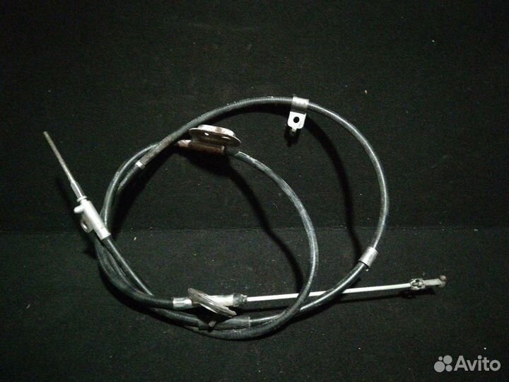 Трос стояночного тормоза (центральный)