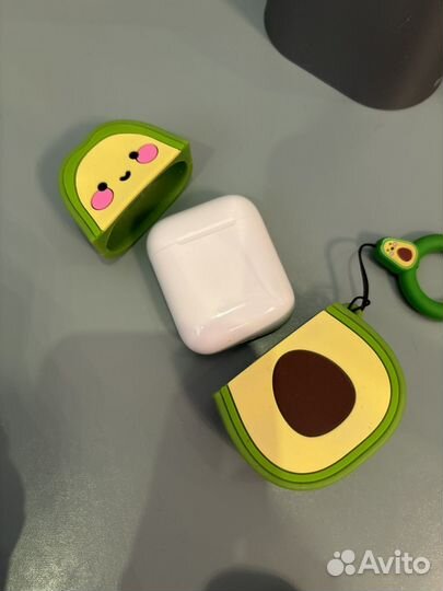 AirPods 2 + чехол