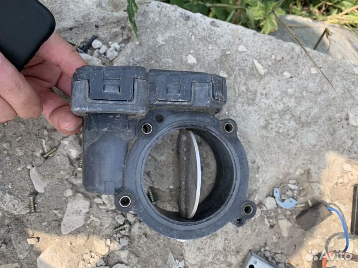 Дроссельная заслонка Мерседес 1.8td 2.2TD