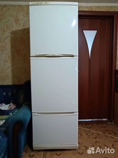 Холодильник бу stinol