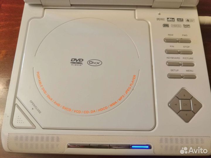 Портативный DVD-видеоплеер б/у