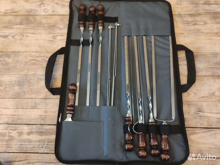 Подарочный набор шампуров в футляре