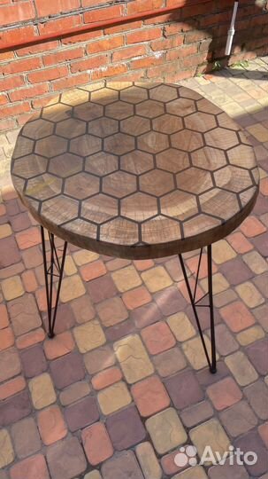 Журнальный стол ручной работы