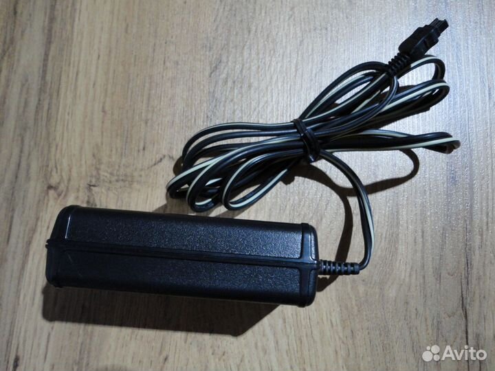 Зарядное устройство sony