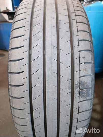 Yokohama BluEarth-GT AE51H 225/45 R18 98V