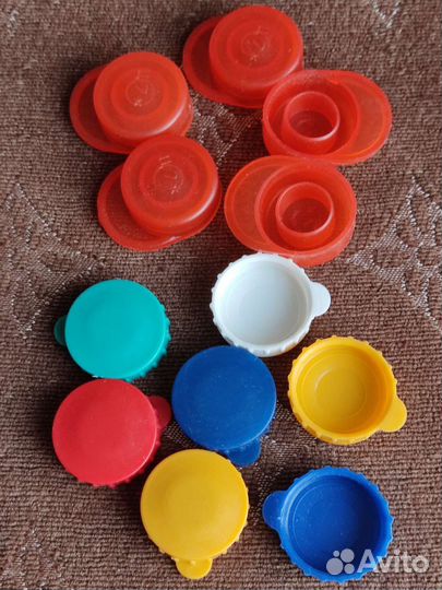 Пробки СССР для бутылок разные, пробка с бутылкой