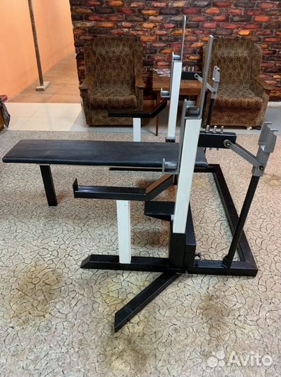 Стойки универсальные